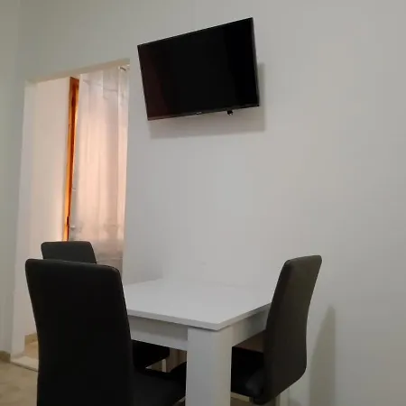 Costa Brava - 招待所 3*